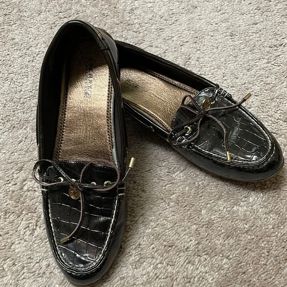 Sperry Shoe. Barely worn Sperry | Shoes | Sperry Barely Worn | Poshmark main image 3